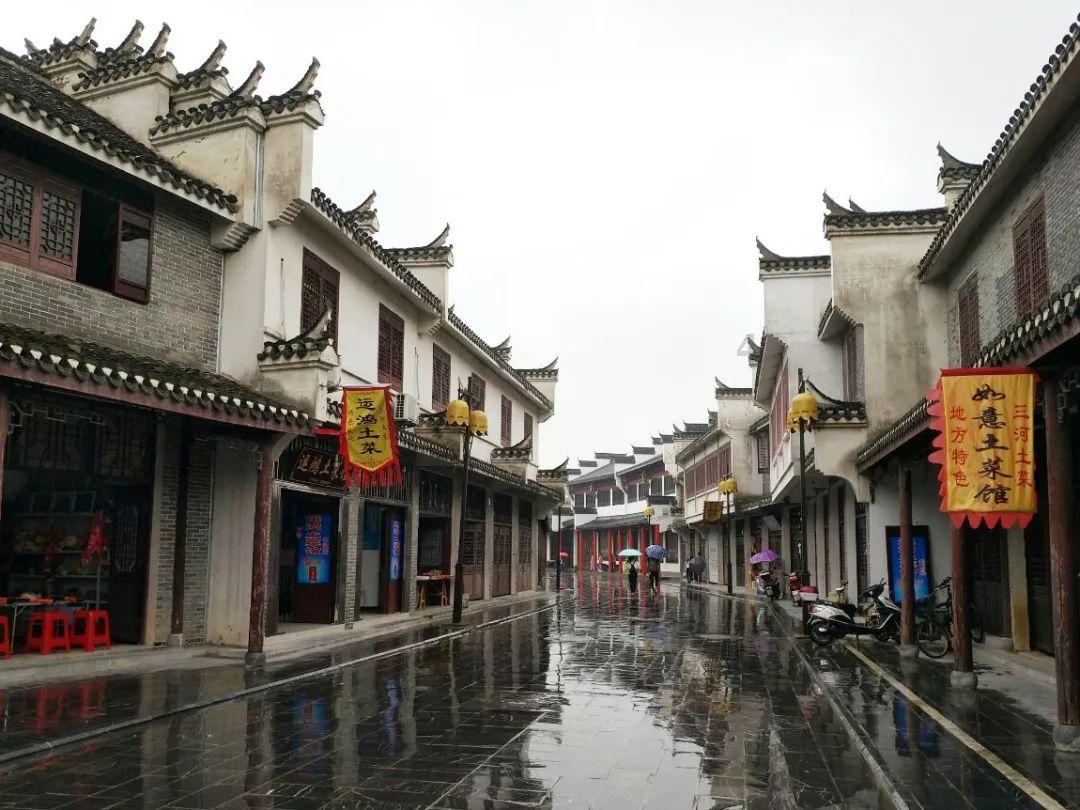 逃出华丽的房子
